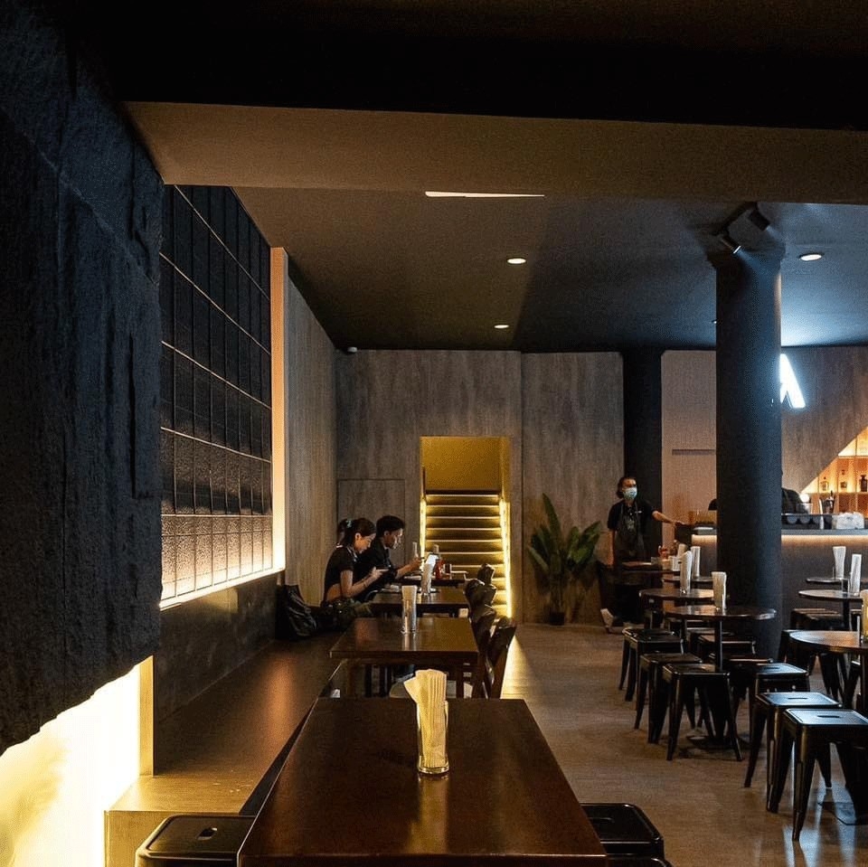 ออกแบบตกแต่งภายในร้านอาหารบาร์ – Glamp Bar | Living Inhabit